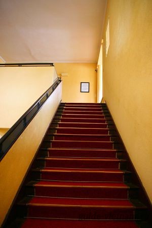 Лестница ведущая на второй этаж